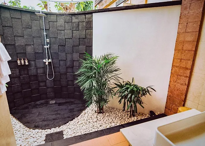 Tanamas Hotel
